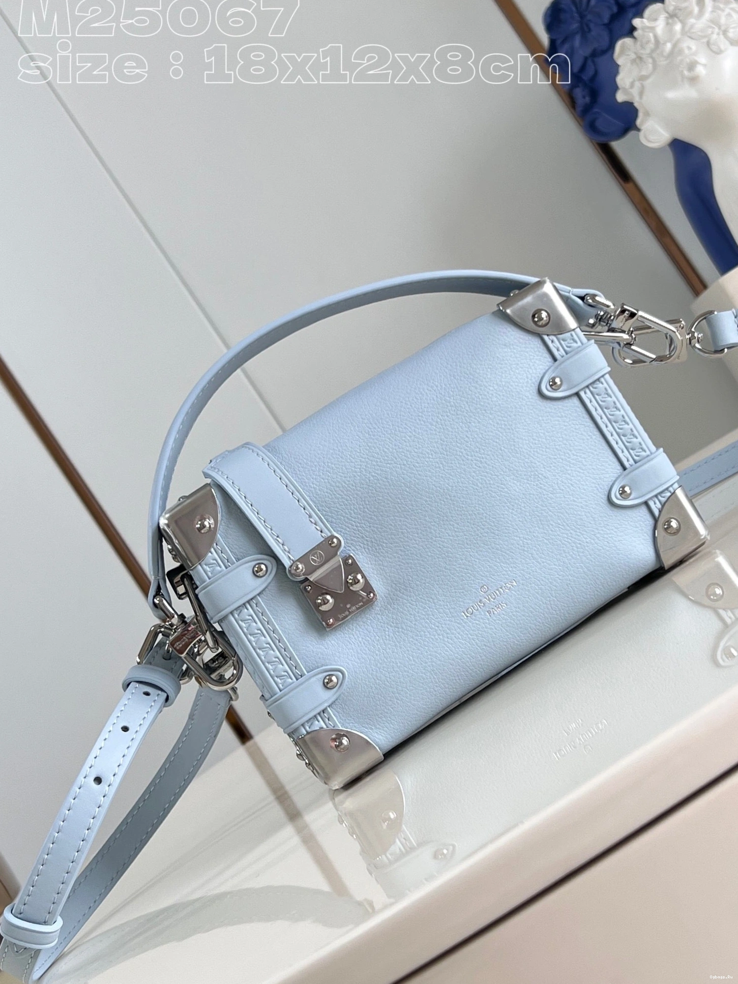 Trunk LOUIS VUITTON Side PM-18*12.5*8CM 0305